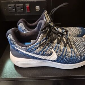 Nike Lunarlon Mens Shoes Size 8.5 Knit Blue and Black Sneakers